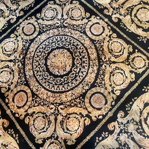 Gianni Versace Collection Black and Gold Designer Carpet - Picture 3 of 6